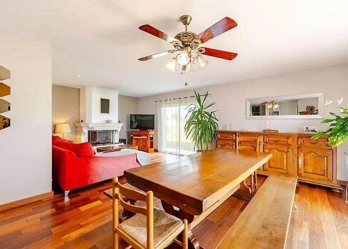 بيت للعطل Maison De 3 Avec Piscine *