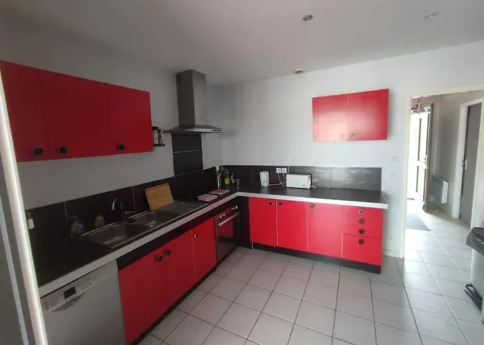 Maison De 3 Avec Piscine *