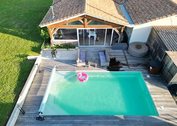 Maison De 3 Avec Piscine بيت للعطل
